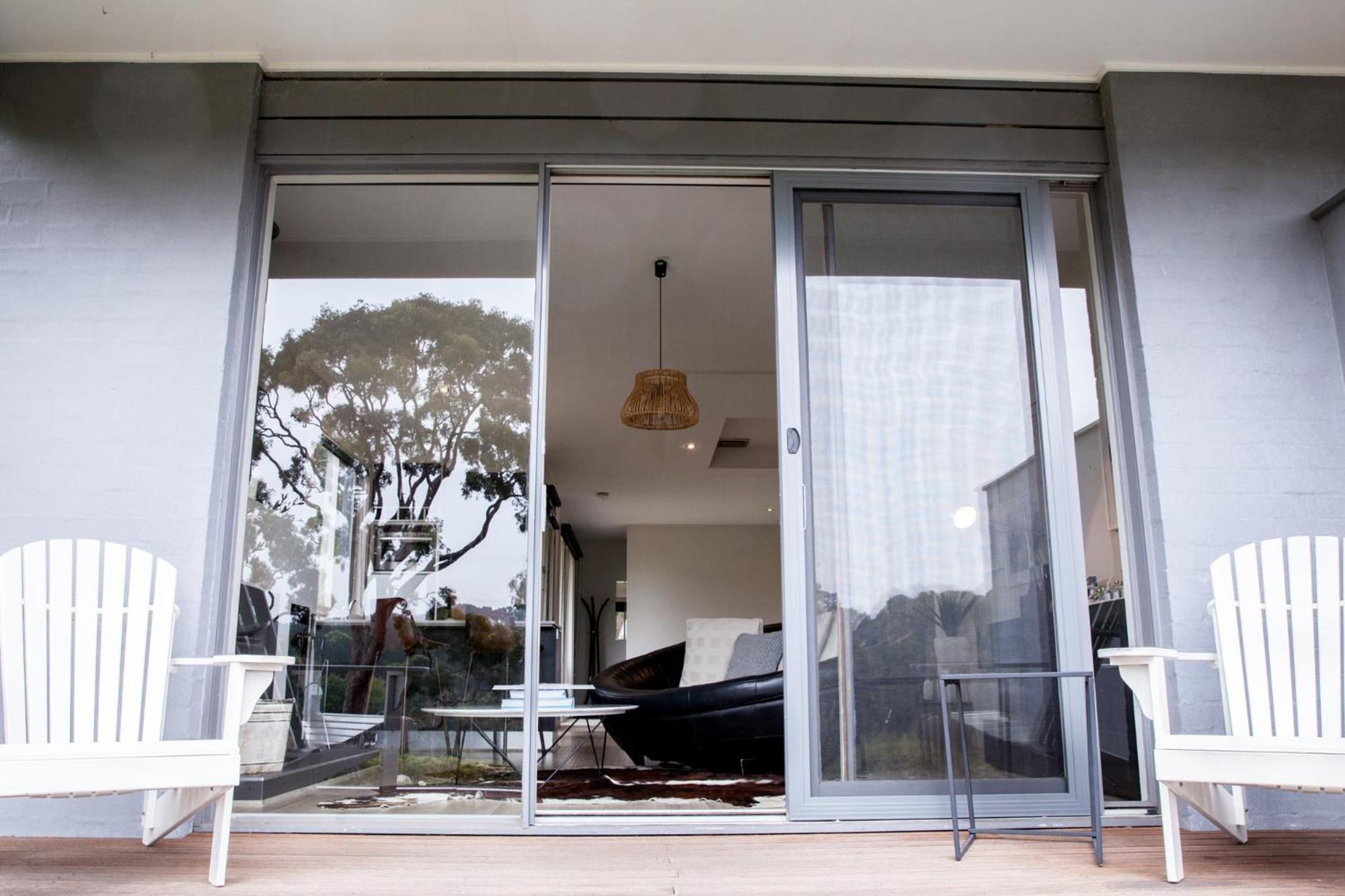 Polperro Villas Red Hill Room photo