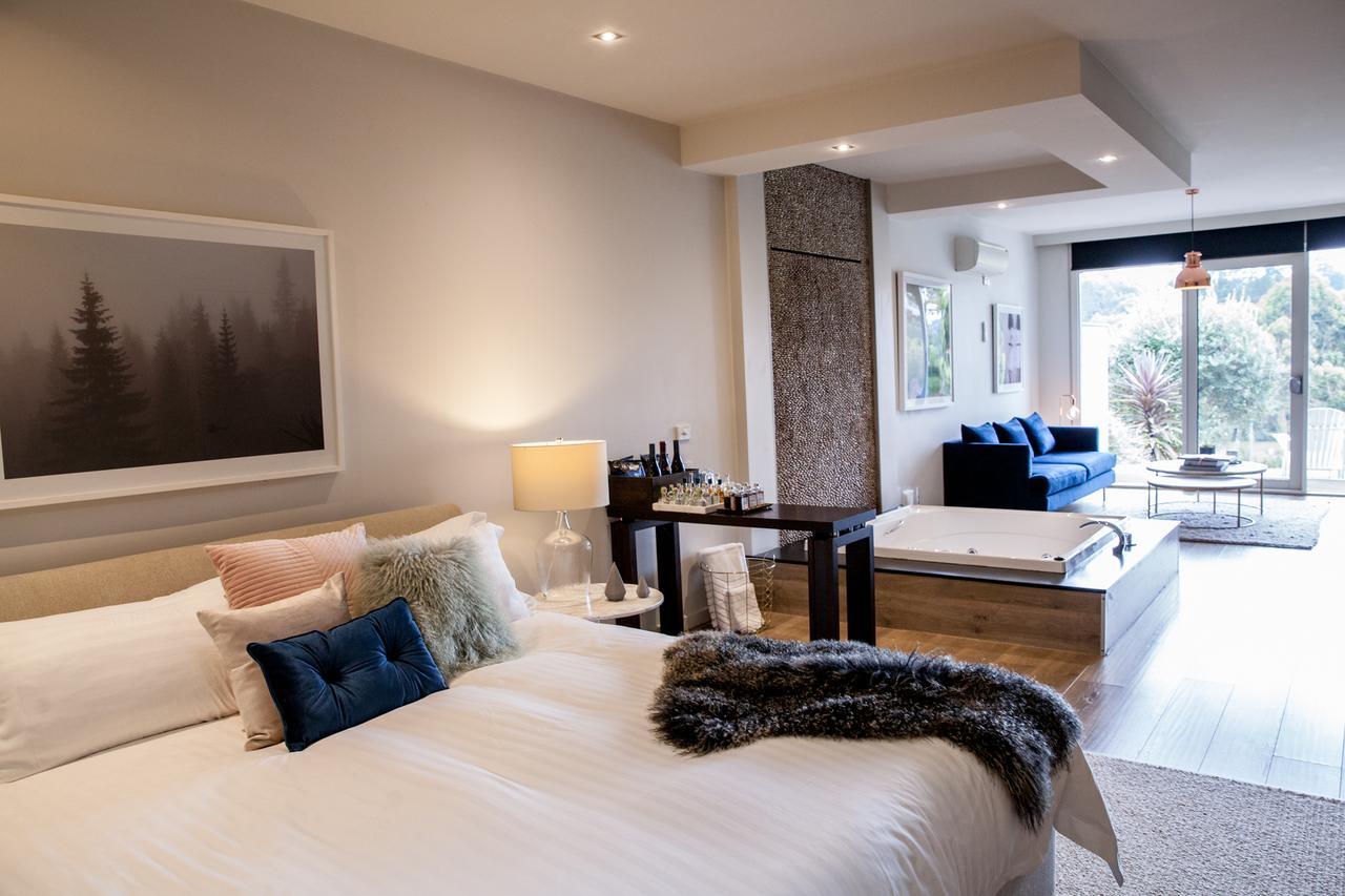 Polperro Villas Red Hill Room photo